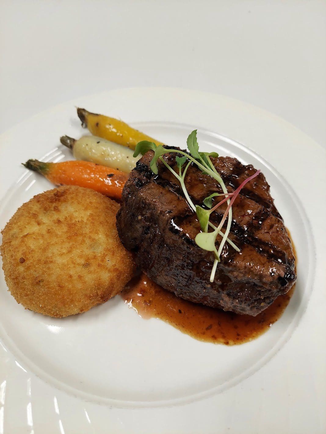 avanti-mansion-Taste-of-Avanti-Steak